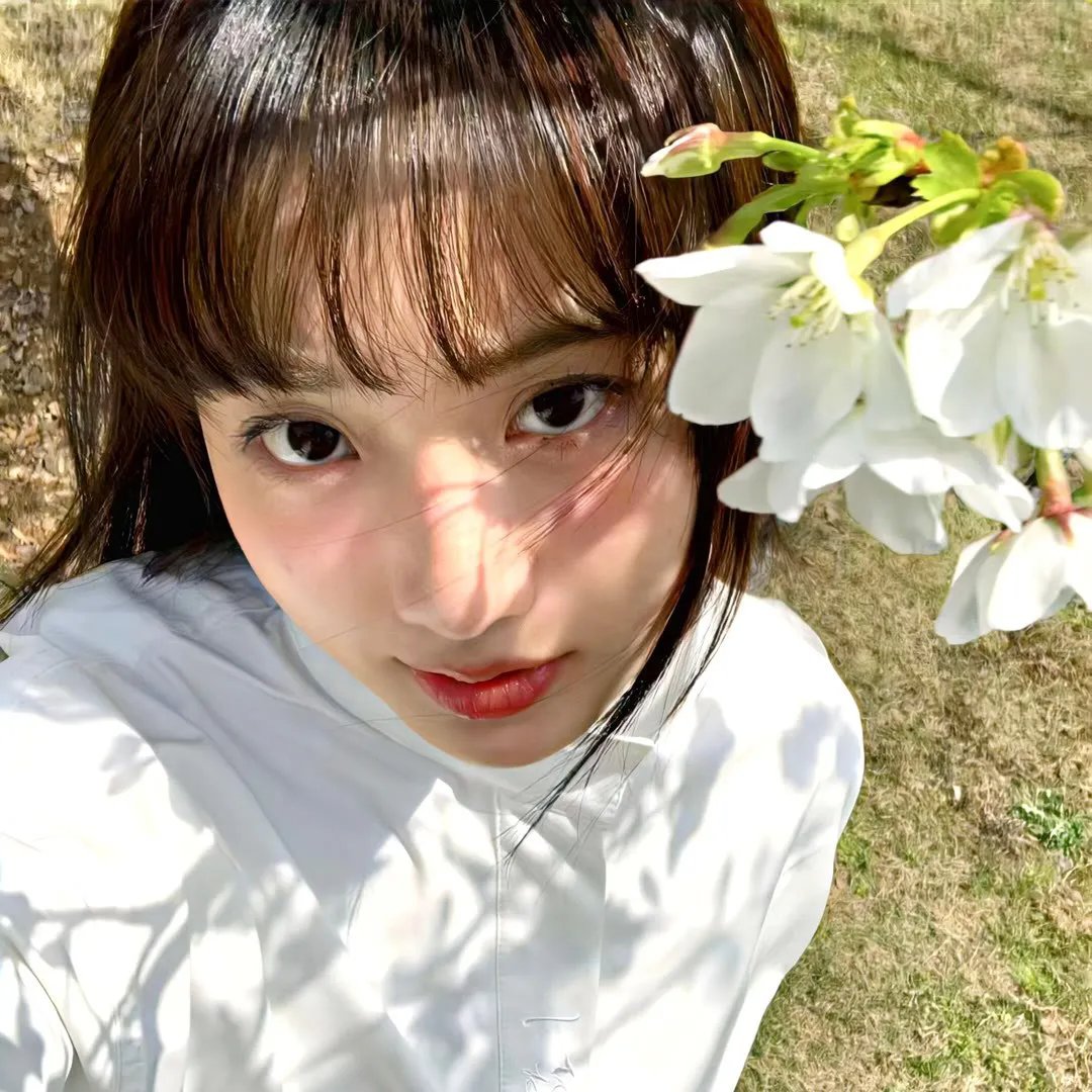 所以和金牌经纪人在一起了